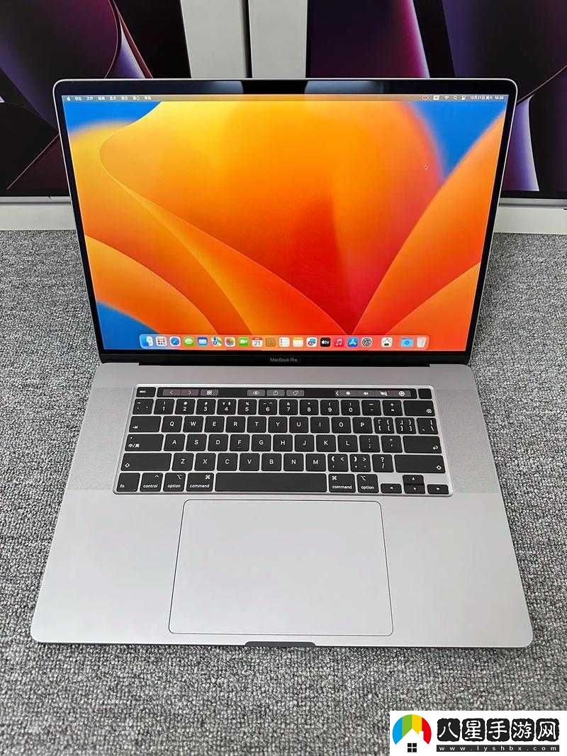 18-19MACBOOKPRO 高清-便攜與強(qiáng)大的完美結(jié)合