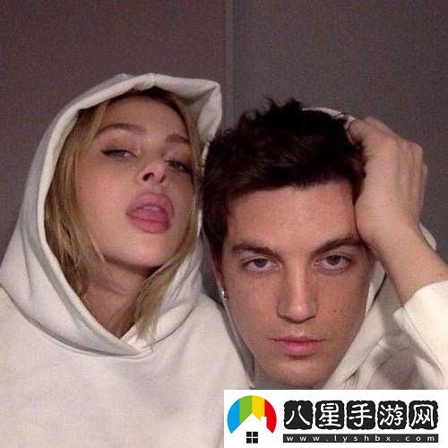 歐美范情侶