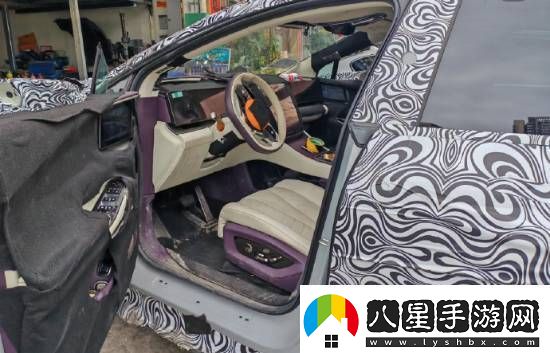 比亞迪首款百萬(wàn)級(jí)轎車仰望U7內(nèi)飾曝光！延續(xù)U8設(shè)計(jì)